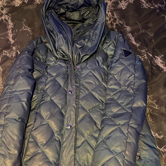 Guess Other - GUESS Puffer Jacket Size medium